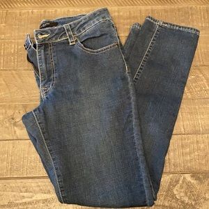 Women’s Skinny Max Studio Jeans